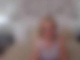 MissBlondy's Live Sex Cam Show