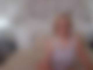 Live-camshow met MissBlondy - Roleplay op Camsoda