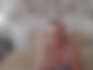 Live cam show with MissBlondy - Sexydance on Camsoda