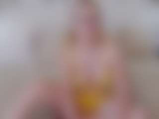 Live cam show with MissBlondy - Sexydance on Instabang
