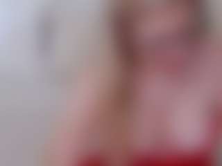 Live cam show with MissBlondy - Sexydance on livesuperchat.net