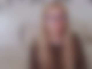 Live cam show with MissBlondy - Sexydance on Strip Flash - Live Sex Shows