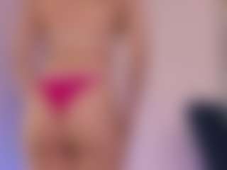 Live cam show with MissSquirtling - Blue Eyes on fapnchat