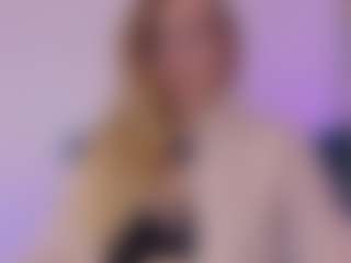 Live cam show with MissSquirtling - Butt Plug on Strip Flash - Live Sex Shows