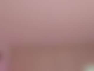 Live cam show with namiidoll - Brown Eyes Red Hair on Hubzter Live