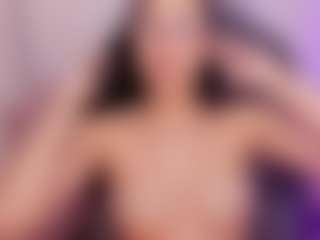 Live cam show with amara-fox - Teen (18+) on Camsoda