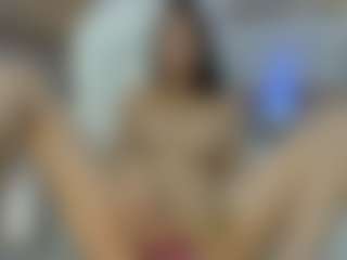 amara-fox's Live Sex Cam Show