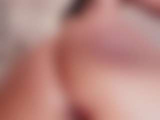 amara-fox's Live Sex Cam Show