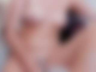 amara-fox's Live Sex Cam Show