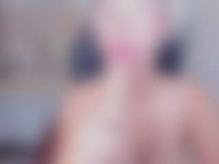 Live cam show with amara-fox - Fingers on CamSodaAdn