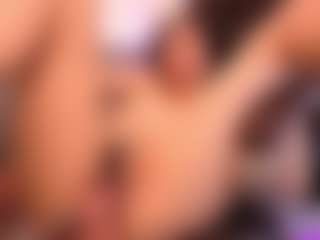 amara-fox's Live Sex Cam Show