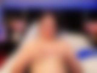 Live cam show with MissRossi - Vr Sex on luckytryst.com