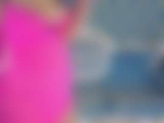 Live cam show with MissRossi - BBW on PervPlay.com