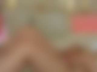 Live cam show with MissRossi - Ass Clapping on madthumbs