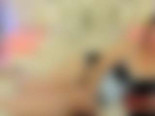 Spettacolo in cam dal vivo con MissRossi - Vr su Camsoda
