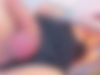 Live cam show with mistres-sammy - Smoking on CamwithHer
