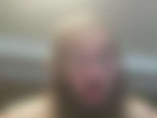Eight Inch Curve's Live Sex Cam Show