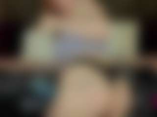 Live cam show with ClumsyNana - Green Eyes on mypornchat.com