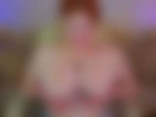 ClumsyNana's Live Sex Cam Show