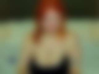 ClumsyNana's Live Sex Cam Show