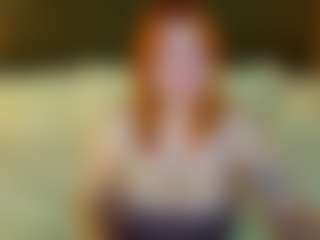 ClumsyNana's Live Sex Cam Show