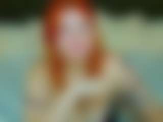 ClumsyNana's Live Sex Cam Show