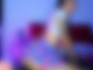 Live cam show with Miss Veronica W - Double Penetration on madthumbs