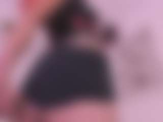 Live cam show with MIA-COLLLINS1 - Red Hair on Latina Girls