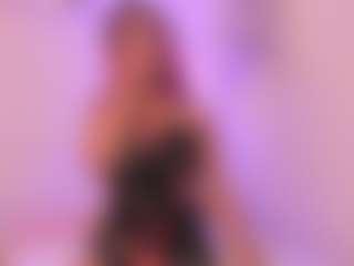 Live cam show with MIA-COLLLINS1 - Hairy Pussy Red Hair on Fling VIP Chat
