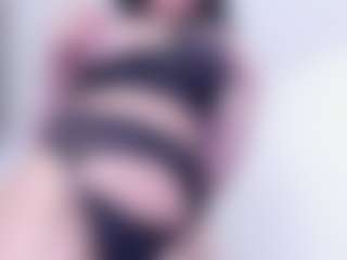 Live cam show with raichel - Fingering on Camsoda