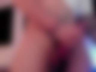 Eloncoxx01's Live Sex Cam Show