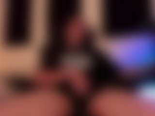 Live cam show with Eloncoxx01 - Brown Eyes on xxxlivecams.org