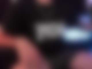 Eloncoxx01's Live Sex Cam Show