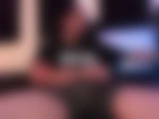 Eloncoxx01's Live Sex Cam Show