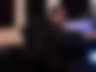 Eloncoxx01's Live Sex Cam Show