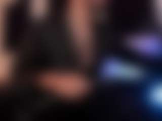Live cam show with Eloncoxx01 - Brown Eyes on Camsoda