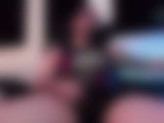 Live cam show with Eloncoxx01 - Brown Eyes on Soda Cam