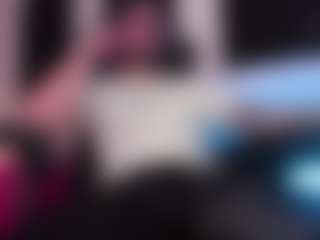 Eloncoxx01's Live Sex Cam Show