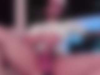 Live cam show with Eloncoxx01 - Brown Eyes on Camsoda
