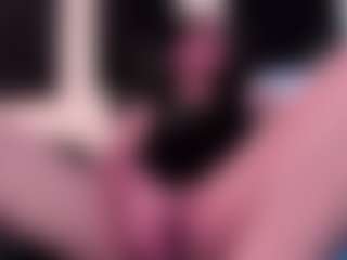 Eloncoxx01's Live Sex Cam Show