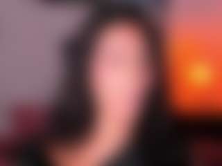 Live cam show with misssophiery - Moaning on livesexfox.com