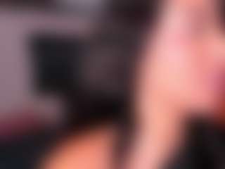 Live cam show with misssophiery - Moaning on CamSextacy