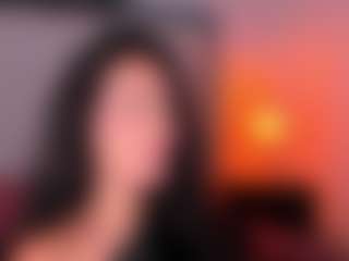 Live cam show with misssophiery - Moaning on friskycurves.com