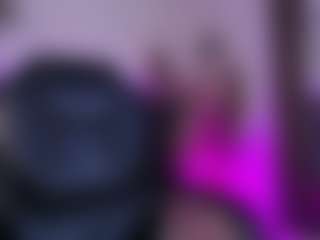 Live cam show with AmaraDavis - Butt Plug on Camsoda