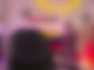 Live cam show with AmaraDavis - Plug on Dare Cams