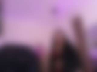 Live cam show with AmaraDavis - Moaning on Camiplay Live