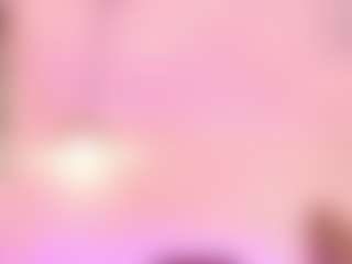 Live cam show with AmaraDavis - Plug on AdultVida.com