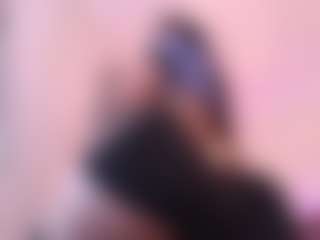 Live cam show with AmaraDavis - Latina Petite on slutload | colombia