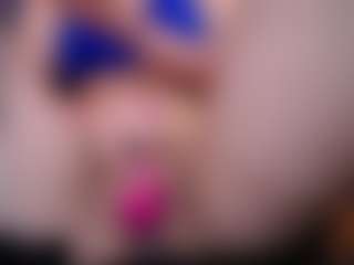 Live cam show with Amara Davis - Small Tits on https://playwithruby.com