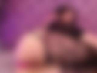 Live cam show with Amara Davis - Cum In Pussy on camwithhim.com